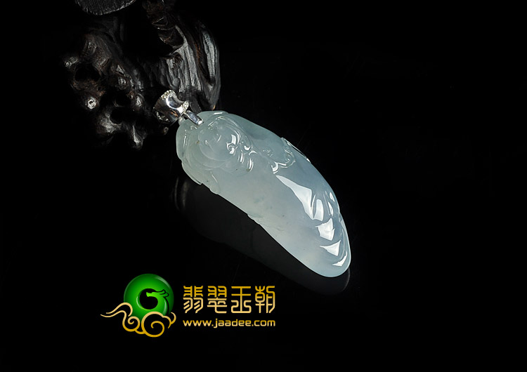 冰种晴水缅甸翡翠A货福瓜挂件