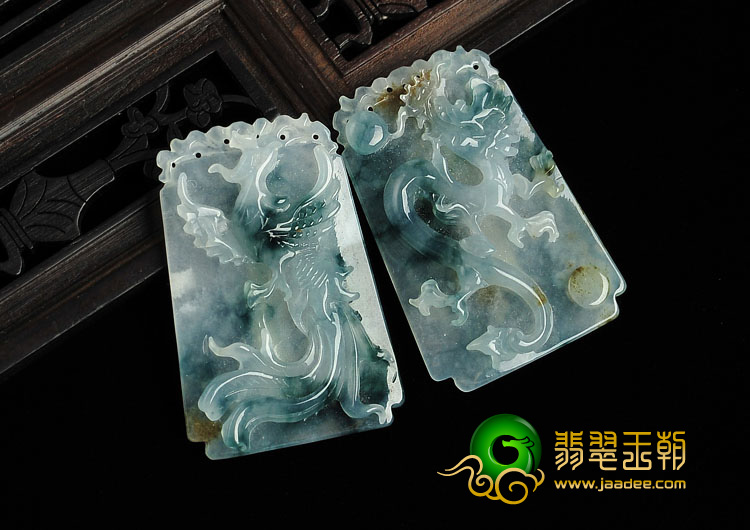 冰种飘花缅甸翡翠A货龙凤牌挂件（一对）