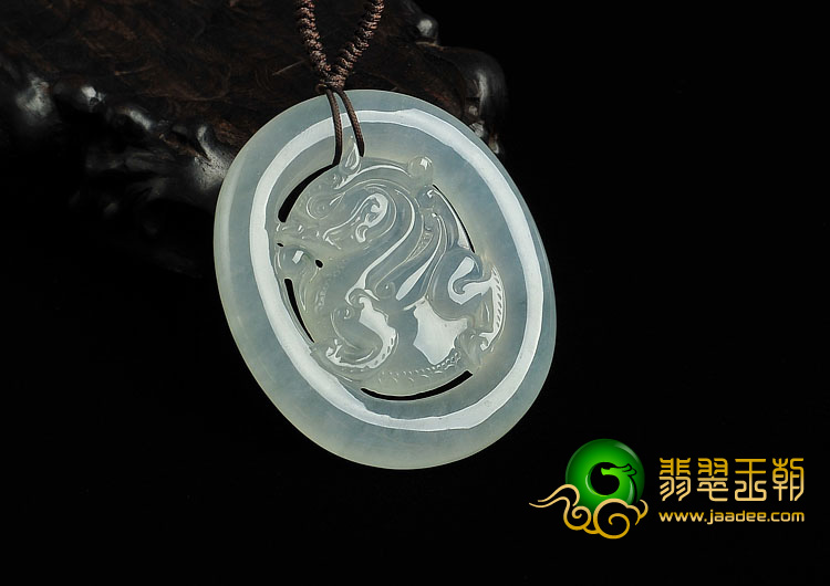 冰种晴水缅甸翡翠A货龙牌挂件