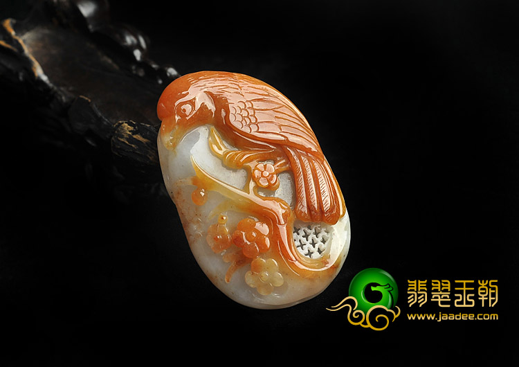 (超值推荐)糯冰种红黄翡缅甸翡翠A货喜上眉梢挂件