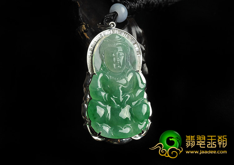 冰种翠色缅甸翡翠A货镶白金观音胸坠（真钻）