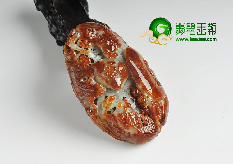 糯冰种褐红翡缅甸翡翠A货年年有余手玩件