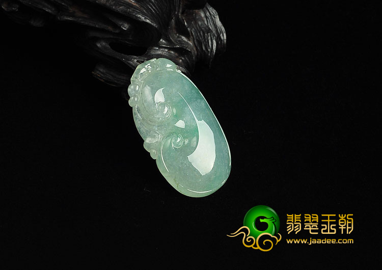 冰种飘花缅甸翡翠A货如意挂件
