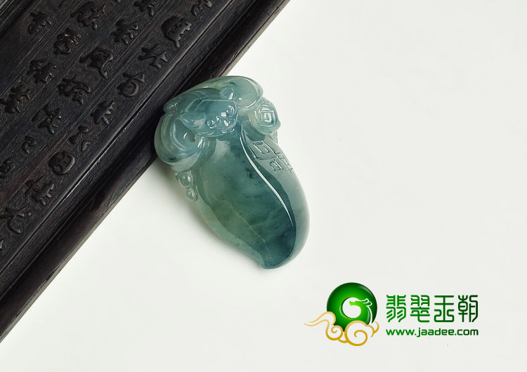 冰种飘花缅甸翡翠A货福从天降挂件