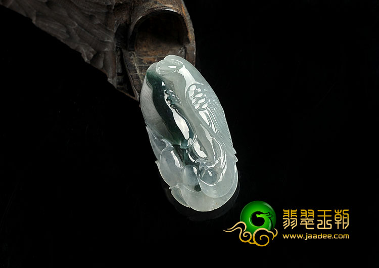 冰种飘花缅甸翡翠A货鹦鹉挂件