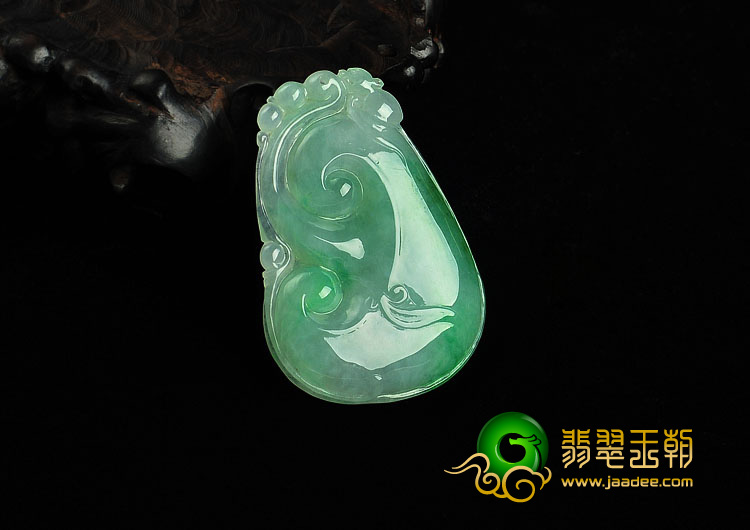 糯冰种飘翠缅甸翡翠A货如意挂件