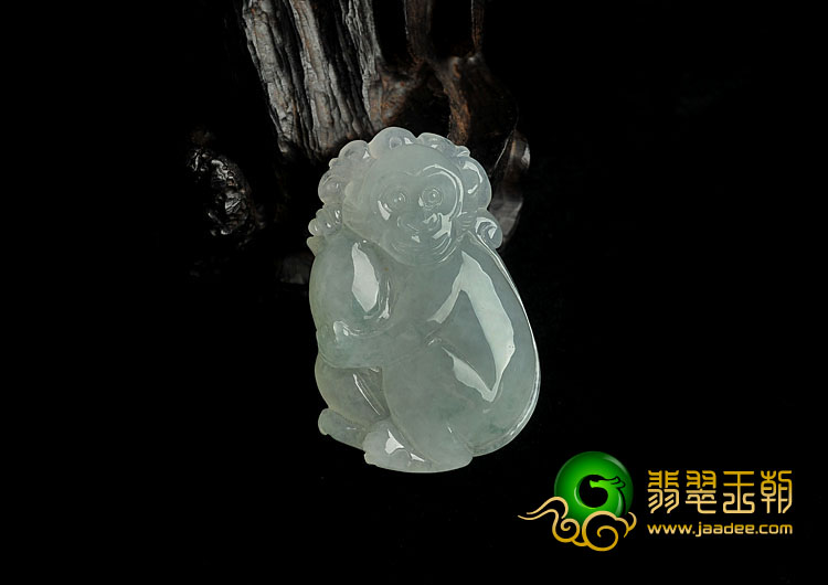 冰种飘花缅甸翡翠A货灵猴献瑞挂件