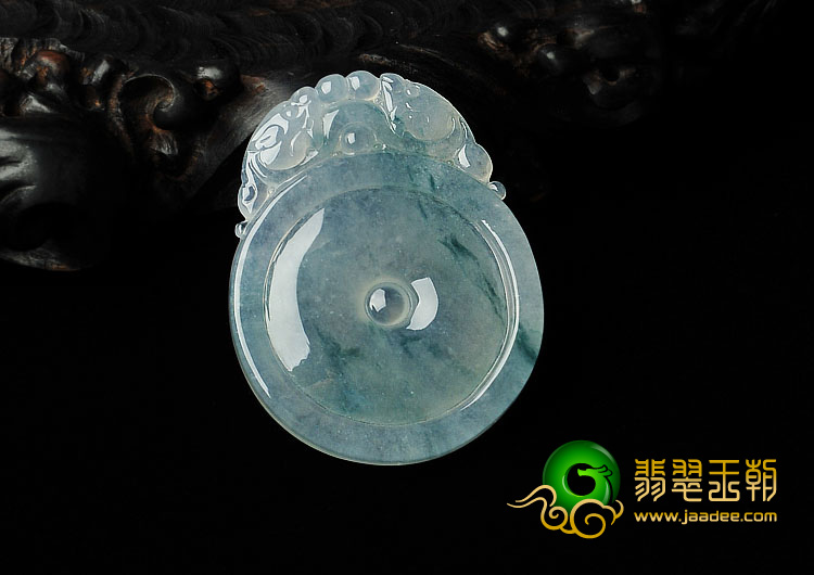 冰种飘花缅甸翡翠A货双龙戏珠挂件