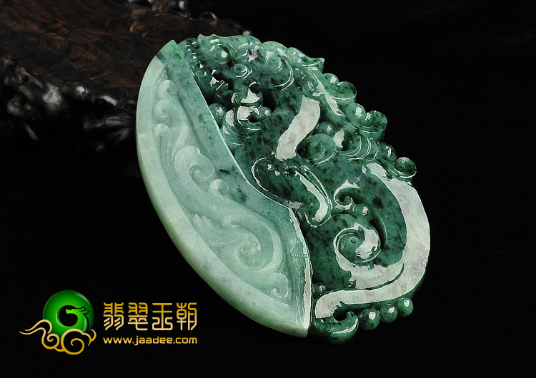 (超值推荐)糯冰种飘花缅甸翡翠A货龙凤呈祥挂件