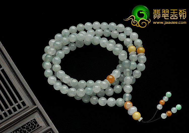 糯冰种晴水略飘花缅甸翡翠A货佛珠