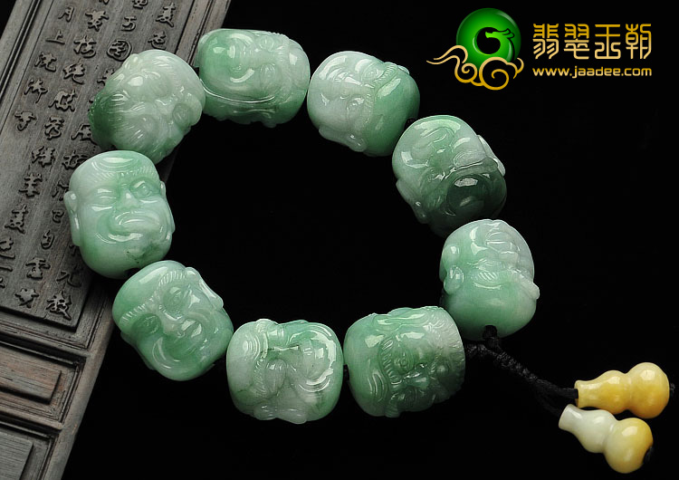 糯冰种晴水缅甸翡翠A货罗汉头手链