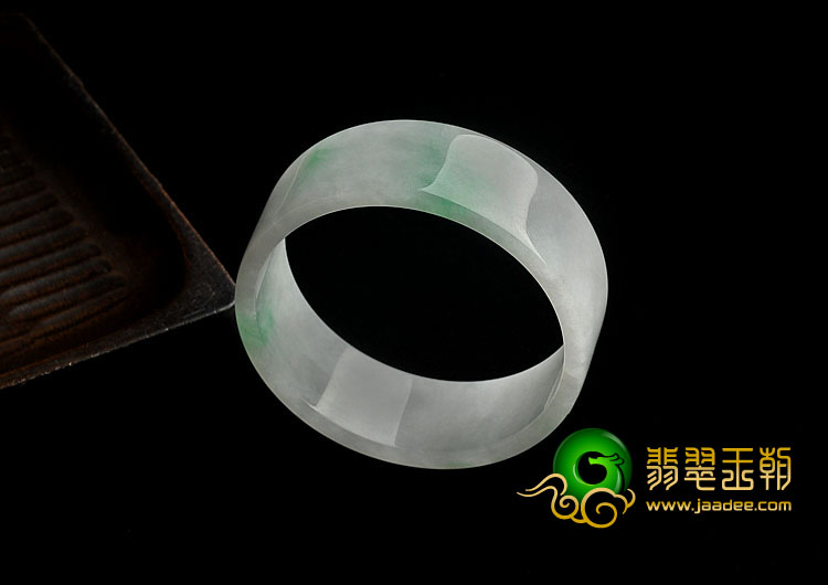 糯冰种飘翠缅甸翡翠A货方条手镯（49.1mm）