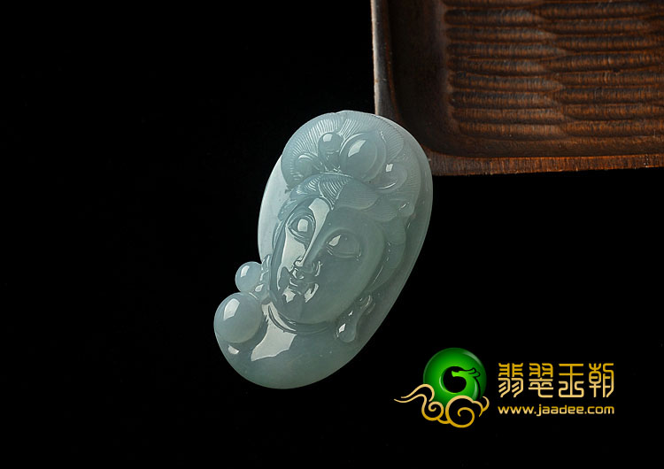 糯冰种晴水缅甸翡翠A货观音头挂件