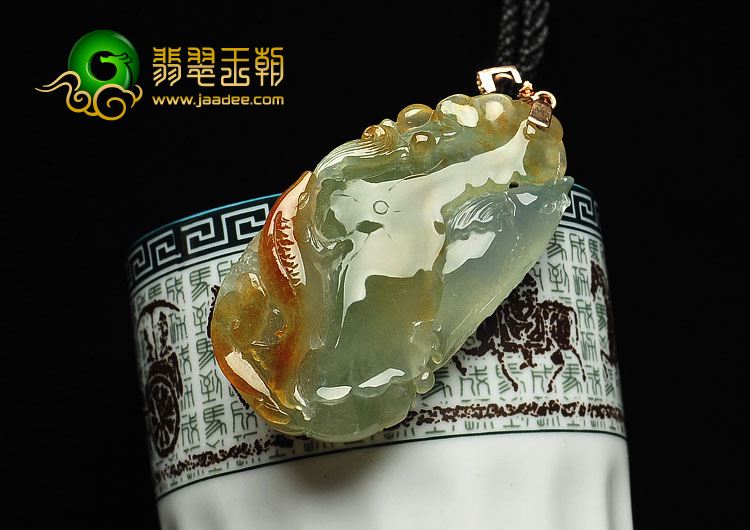 冰种褐黄翡晴水缅甸翡翠A货年年有余挂件