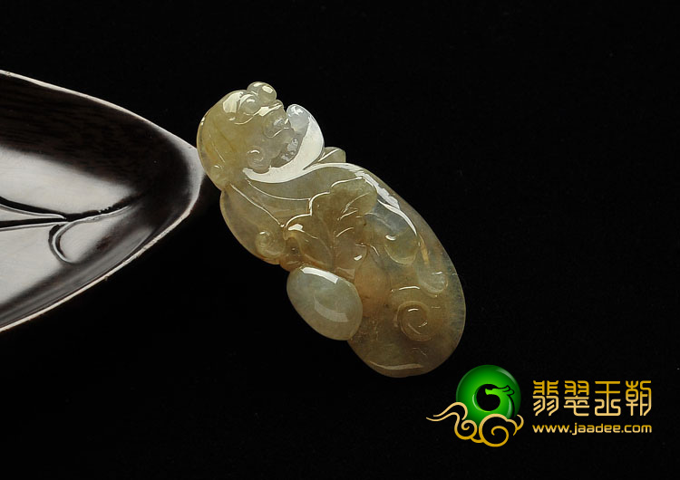 冰种褐黄翡缅甸翡翠A货如意寿挂件