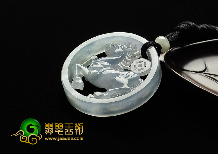 冰种淡紫罗兰缅甸翡翠A货马到成功挂件