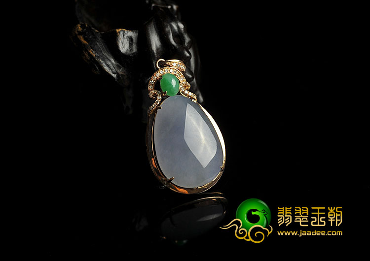 冰种紫罗兰缅甸翡翠A货镶玫瑰金蛋面胸坠（真钻）