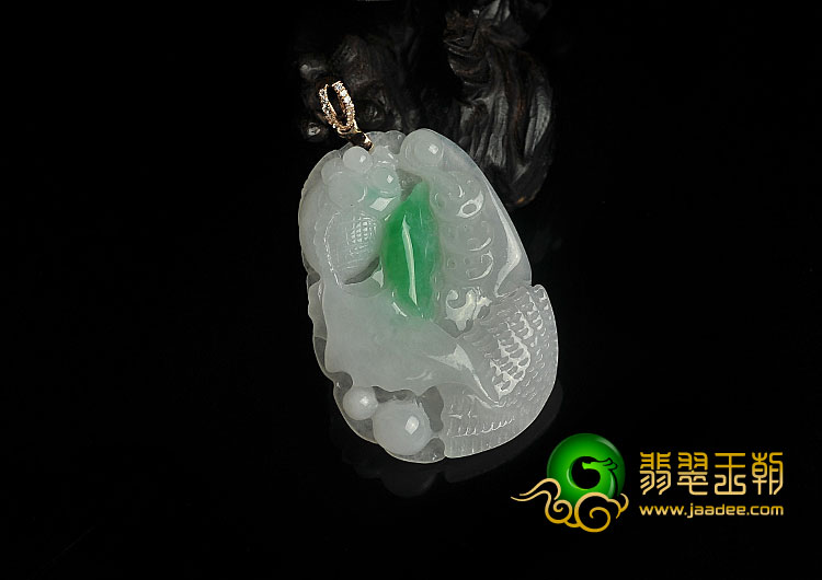 糯冰种白底青缅甸翡翠A货金玉满堂挂件