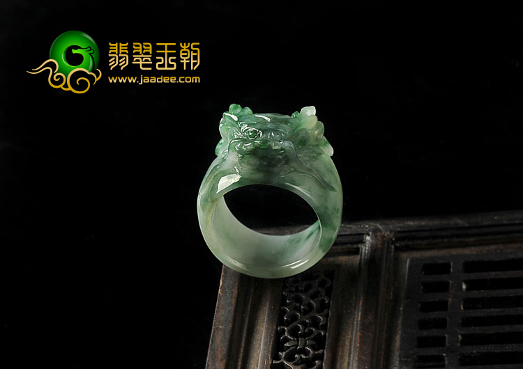 糯冰种飘花缅甸翡翠A货龙头指环