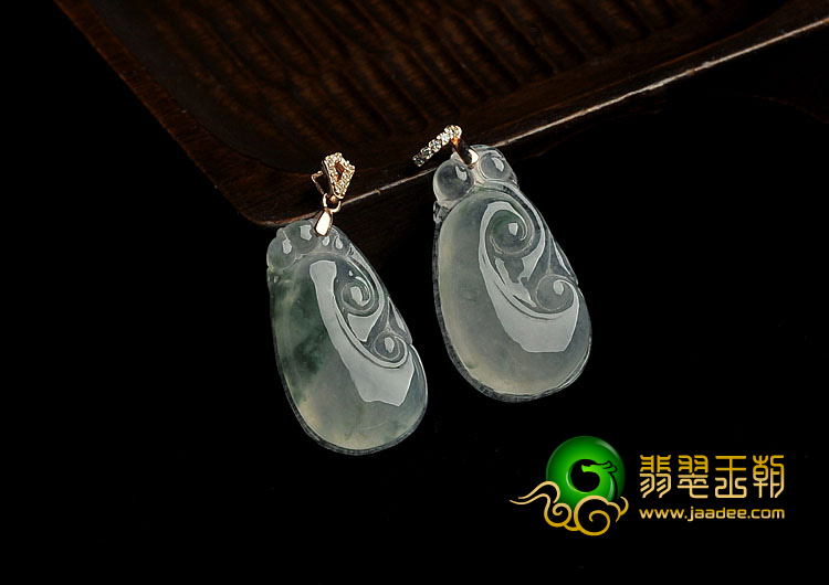 冰种飘花缅甸翡翠A货如意挂件（一批走）