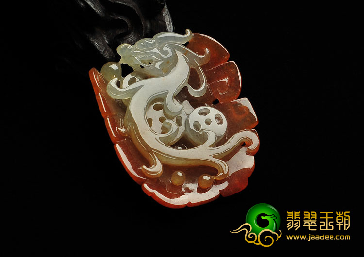 冰种褐红翡缅甸翡翠A货龙戏珠挂件