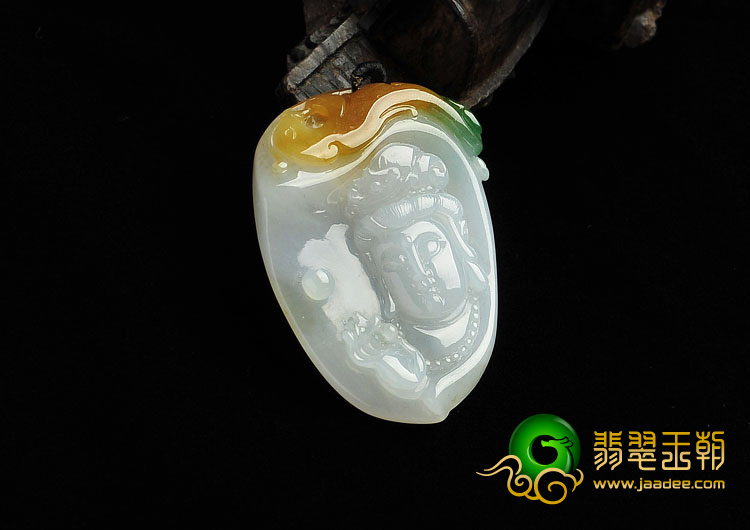 糯冰种三彩缅甸翡翠A货观音头挂件