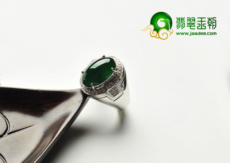 冰玻种菠菜绿缅甸翡翠A货镶白金戒指（真钻）
