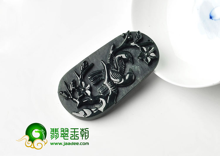 糯冰种墨翠缅甸翡翠A货喜上眉梢挂件