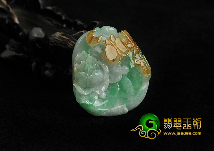 糯冰种黄加绿缅甸翡翠A货蝶恋花挂件