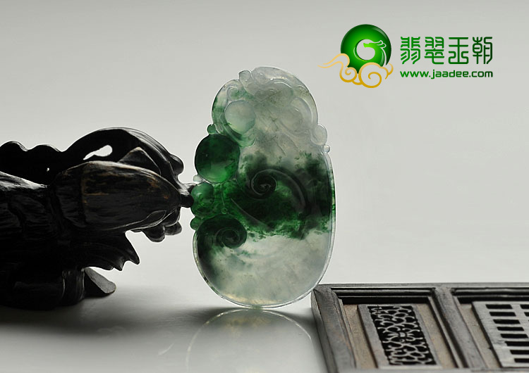 糯冰种飘花缅甸翡翠A货如意挂件