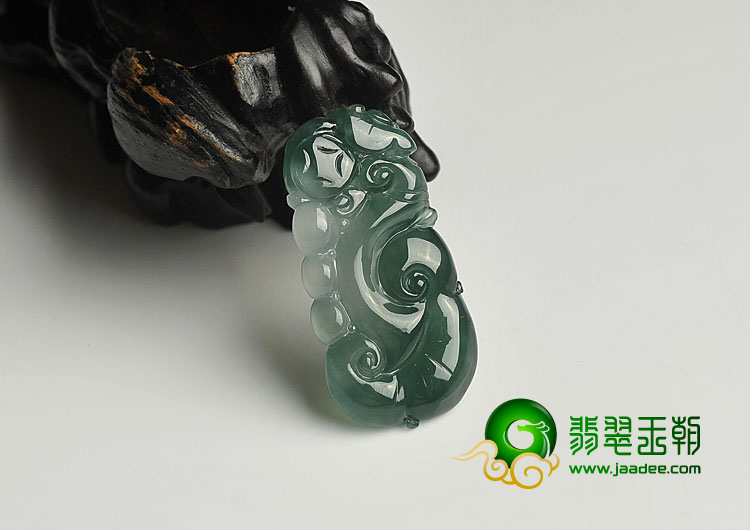 冰种蓝水缅甸翡翠A货如意寿挂件