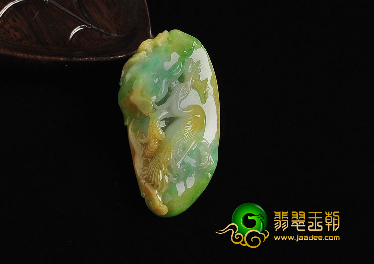 糯冰种黄加绿缅甸翡翠A货一路连科挂件