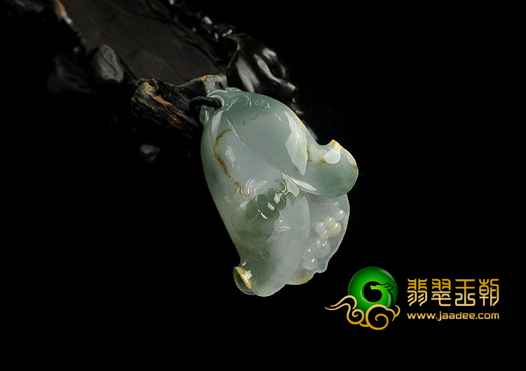 糯冰种三彩缅甸翡翠A货玉兰花挂件