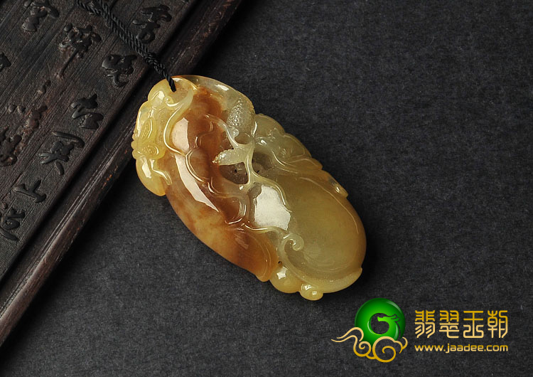 (超值推荐)冰种褐黄翡缅甸翡翠A货知足常乐挂件