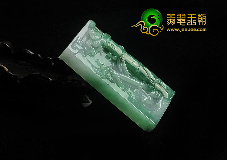 糯冰种翠色缅甸翡翠A货节节高挂件