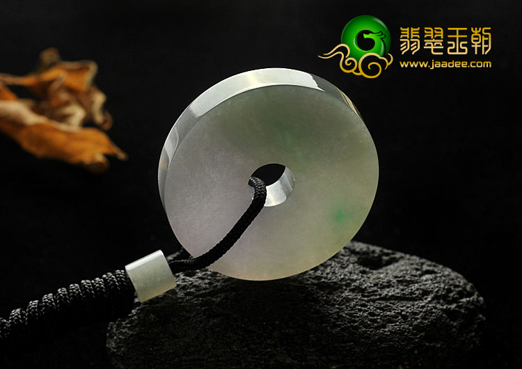 （超值推荐）糯冰种淡三彩缅甸翡翠A货平安扣挂件