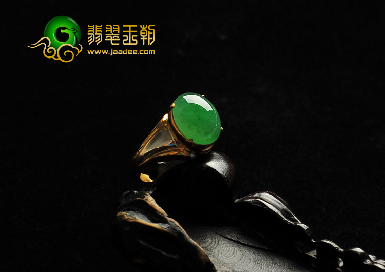 冰种苹果绿缅甸翡翠A货戒面