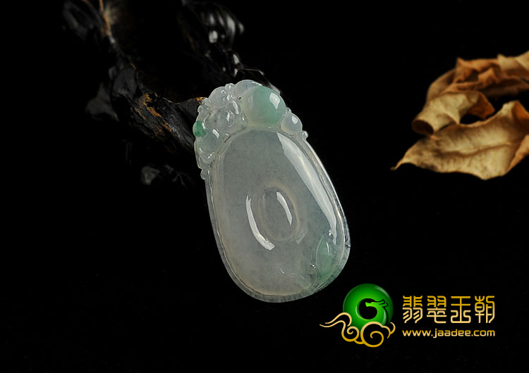 糯冰种飘翠缅甸翡翠A货福在眼前挂件