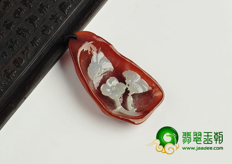 (超值推荐)冰种褐红翡缅甸翡翠A货蝶恋花挂件