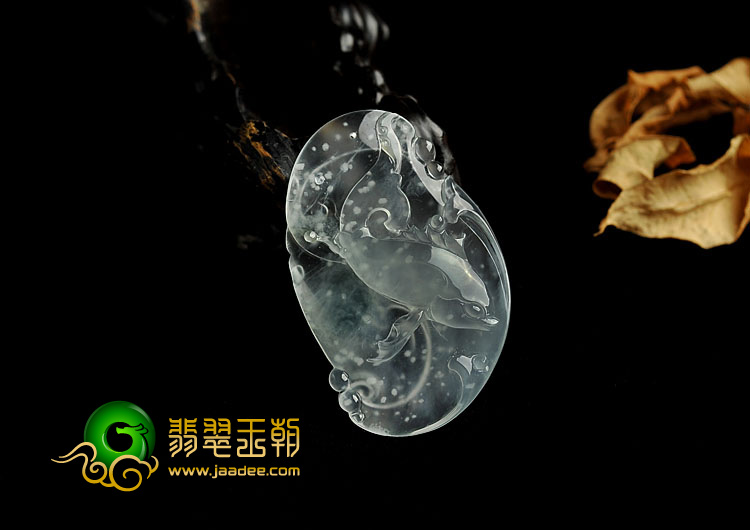 玻璃种飘花缅甸翡翠A货如鱼得水挂件