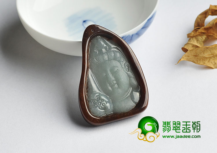 糯冰种晴水褐翡缅甸翡翠A货观音头挂件