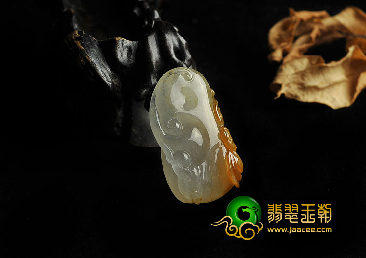 冰种褐黄翡缅甸翡翠A货蝙蝠如意挂件