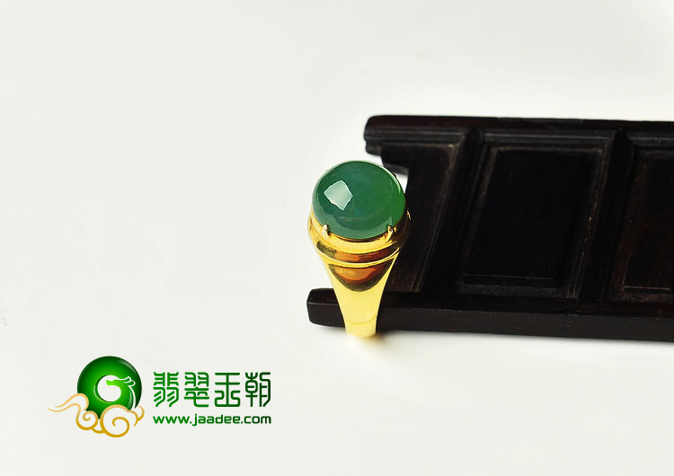 冰种晴水缅甸翡翠A货戒面
