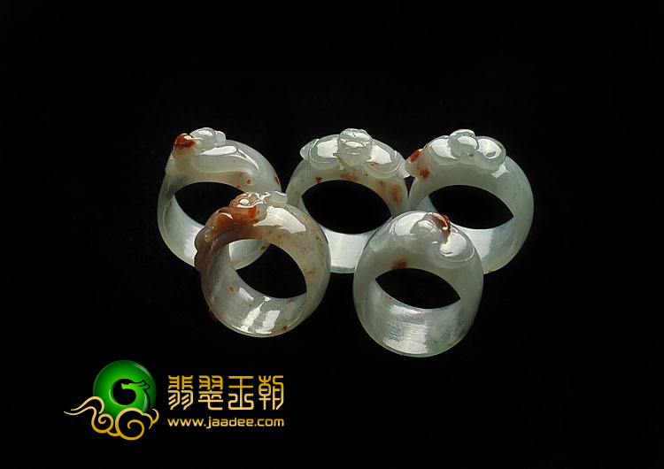 糯冰种飘花缅甸翡翠A货雕花指环（单价）