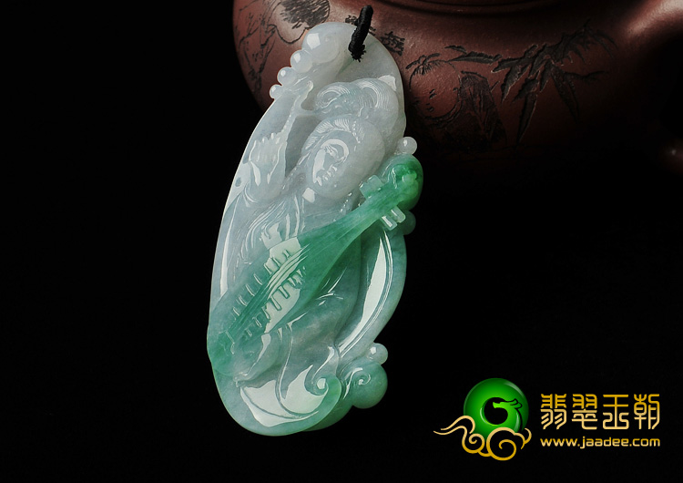 糯冰种翠色缅甸翡翠A货琵琶行挂件
