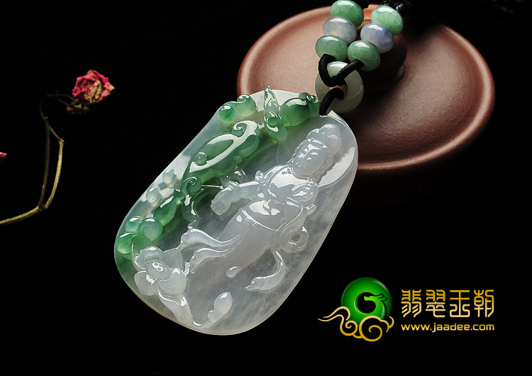 冰种飘花缅甸翡翠A货站观音挂件
