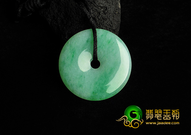 糯冰种翠色缅甸翡翠A货平安扣挂件