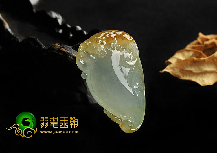 冰种黄翡缅甸翡翠A货福寿瓜挂件