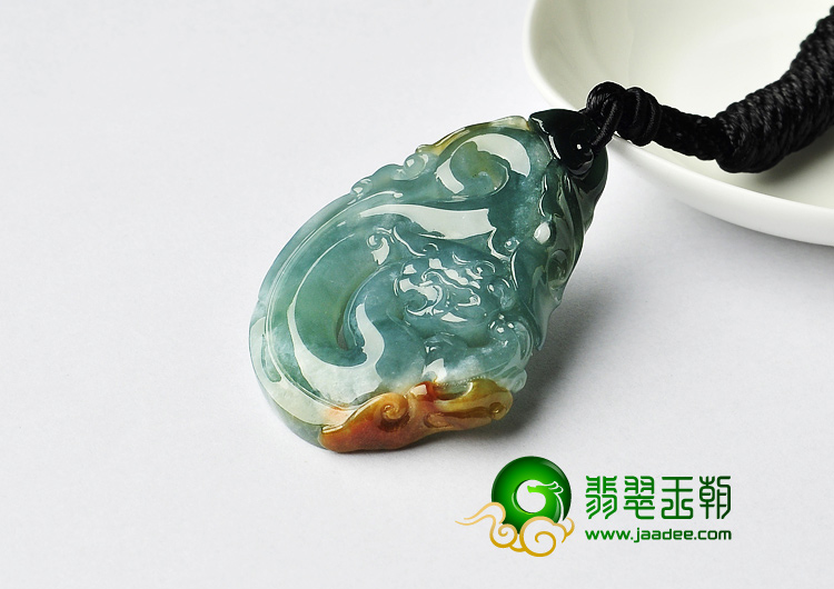 冰种晴水略带褐红黄翡缅甸翡翠A货龙牌挂件