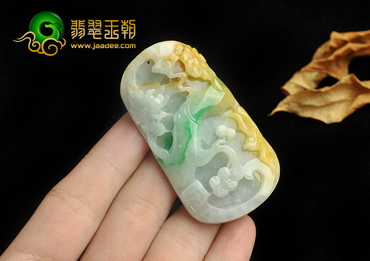 糯冰种三彩缅甸翡翠A货喜上眉梢挂件